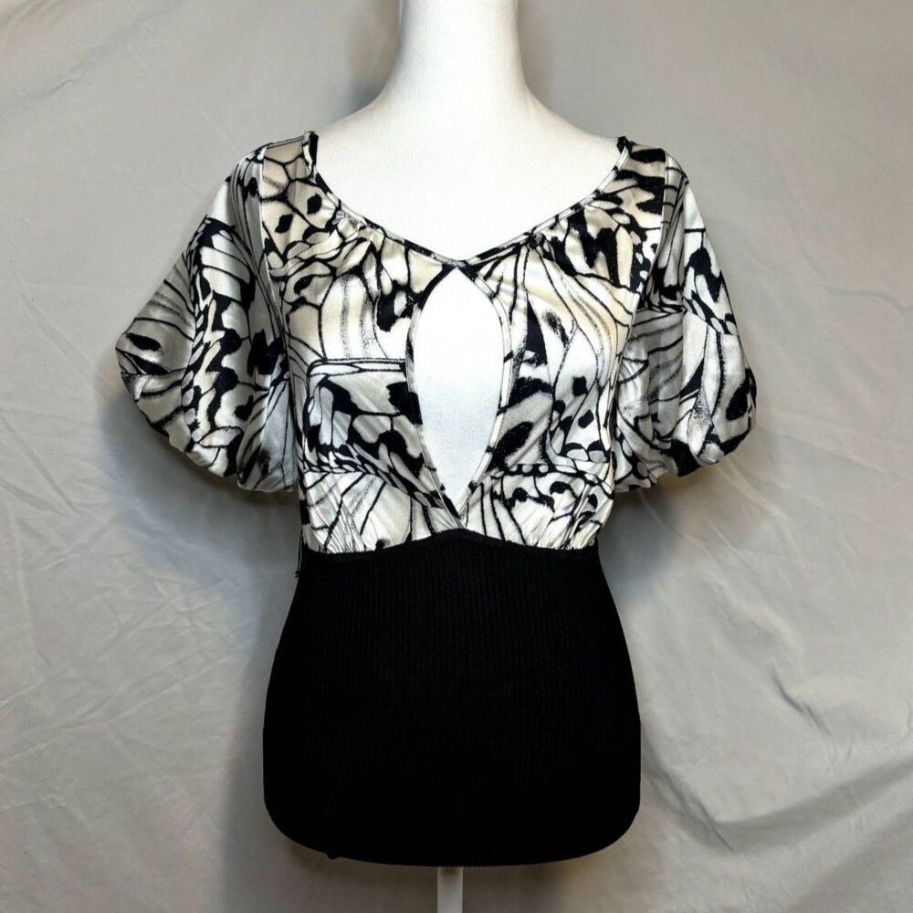 Vintage Bebe Short Sleeve Halter Blouse Pattern White Black Fitted Womens